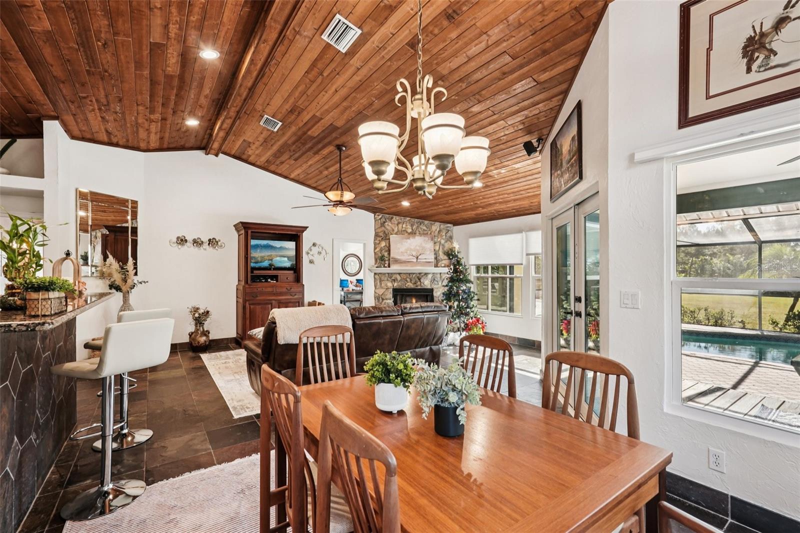 MISSION VALLEY ESTATES - Residential