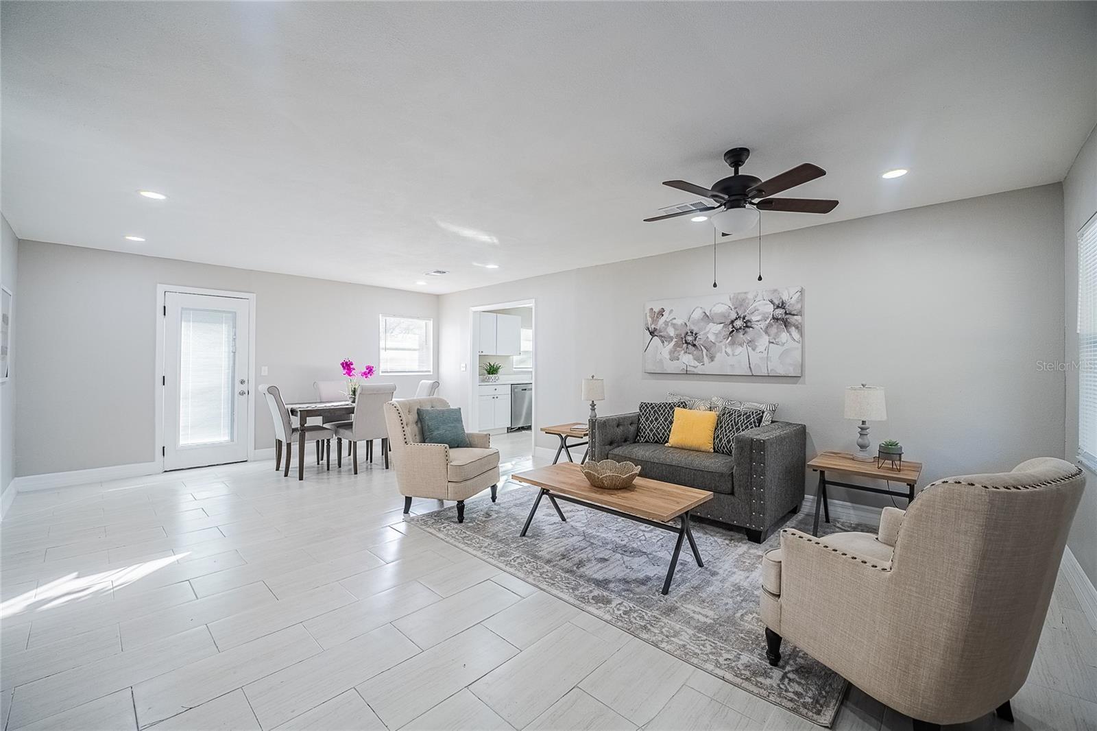 HOMESTEADTHE PH 02 - Residential