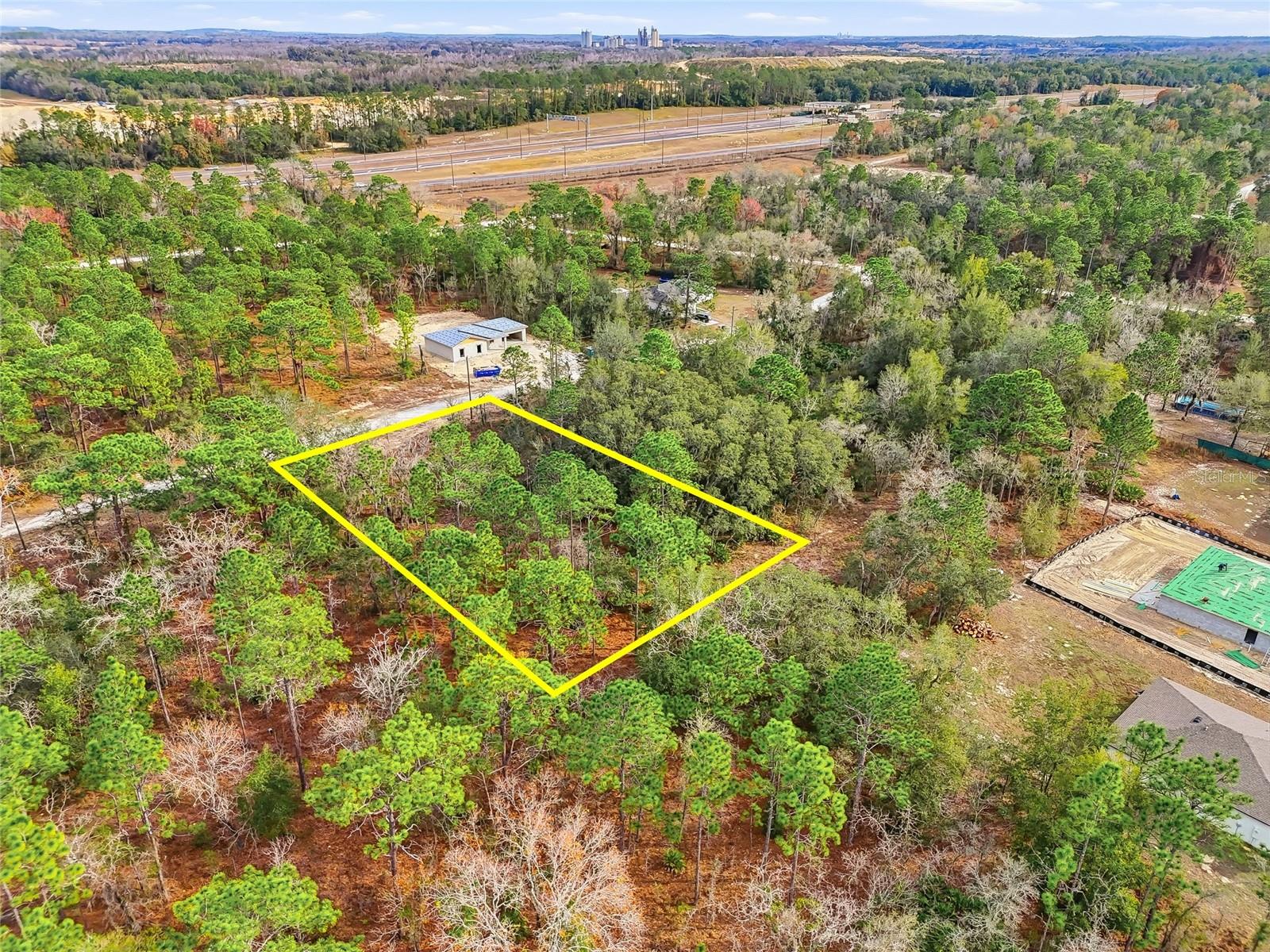 ROYAL HIGHLANDS - Land