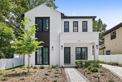 Photo of 902 Shady Lane Drive, Orlando, FL 32804 (MLS # O6406788)