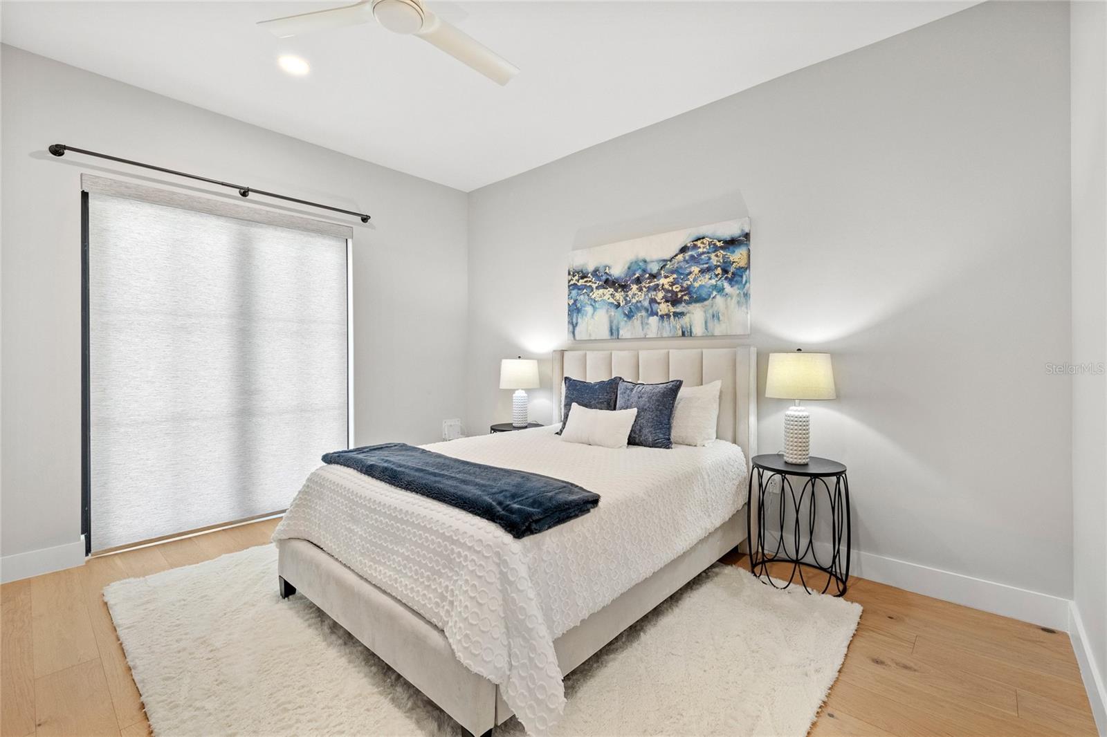DOMAIN/CLOUSERS - Residential