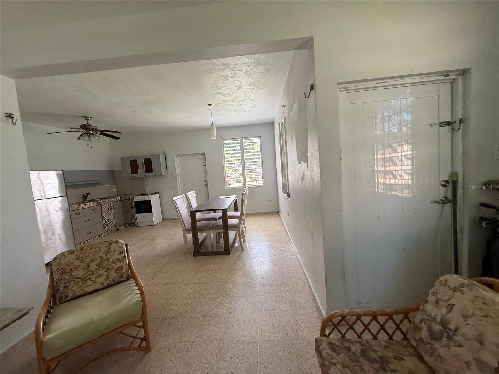 MONTE GRANDE WARD - Residential