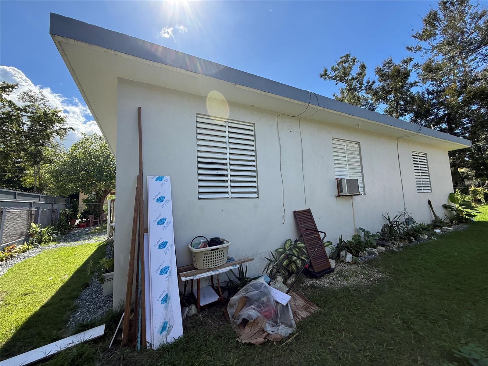 MONTE GRANDE WARD - Residential