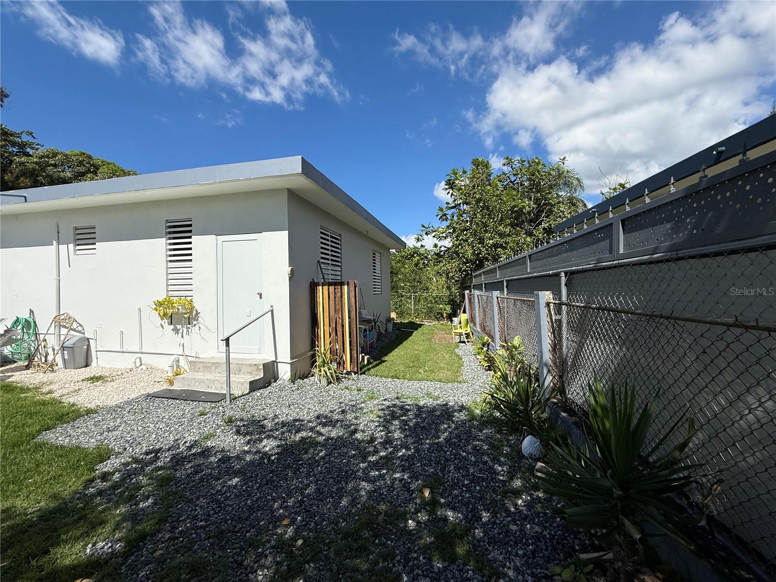 MONTE GRANDE WARD - Residential