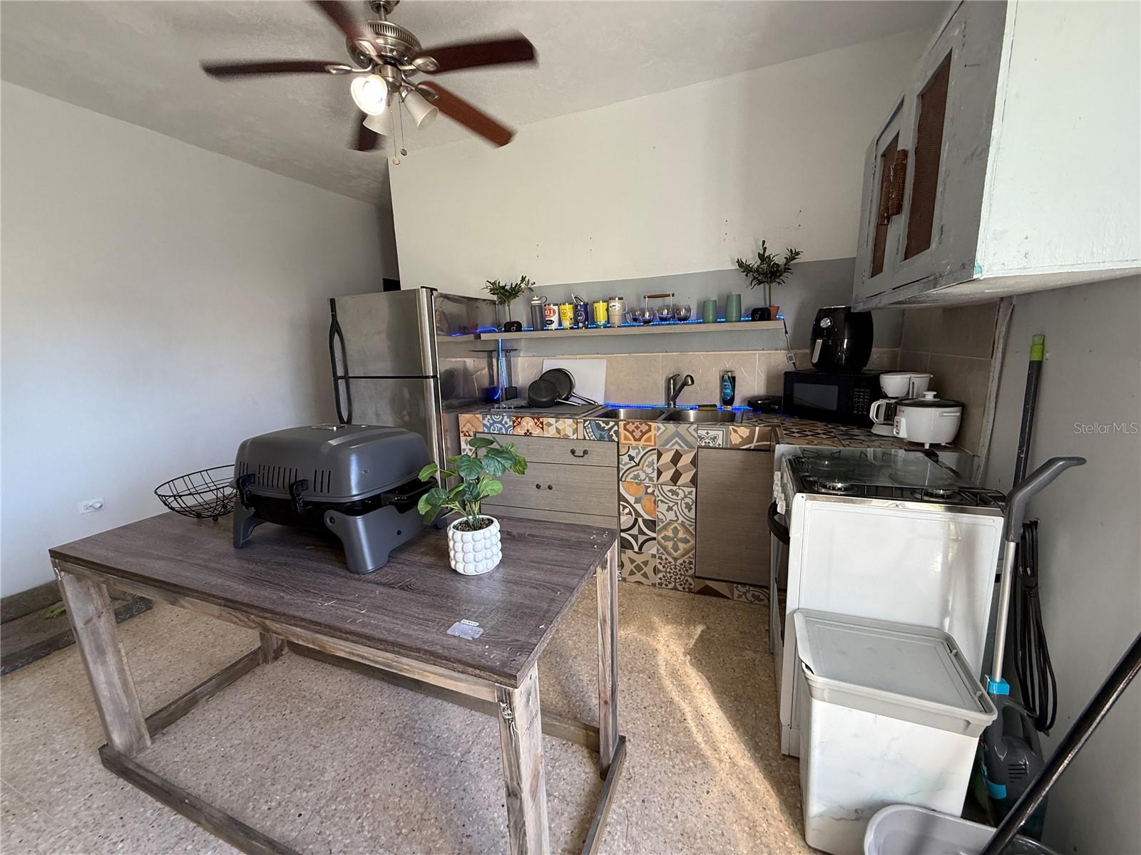 MONTE GRANDE WARD - Residential