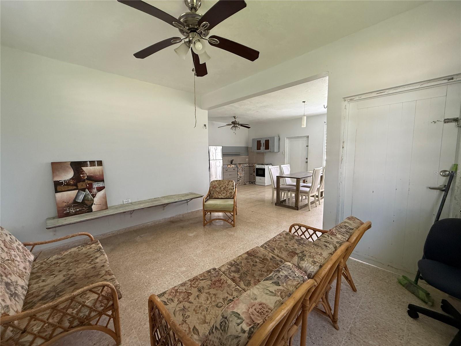 MONTE GRANDE WARD - Residential