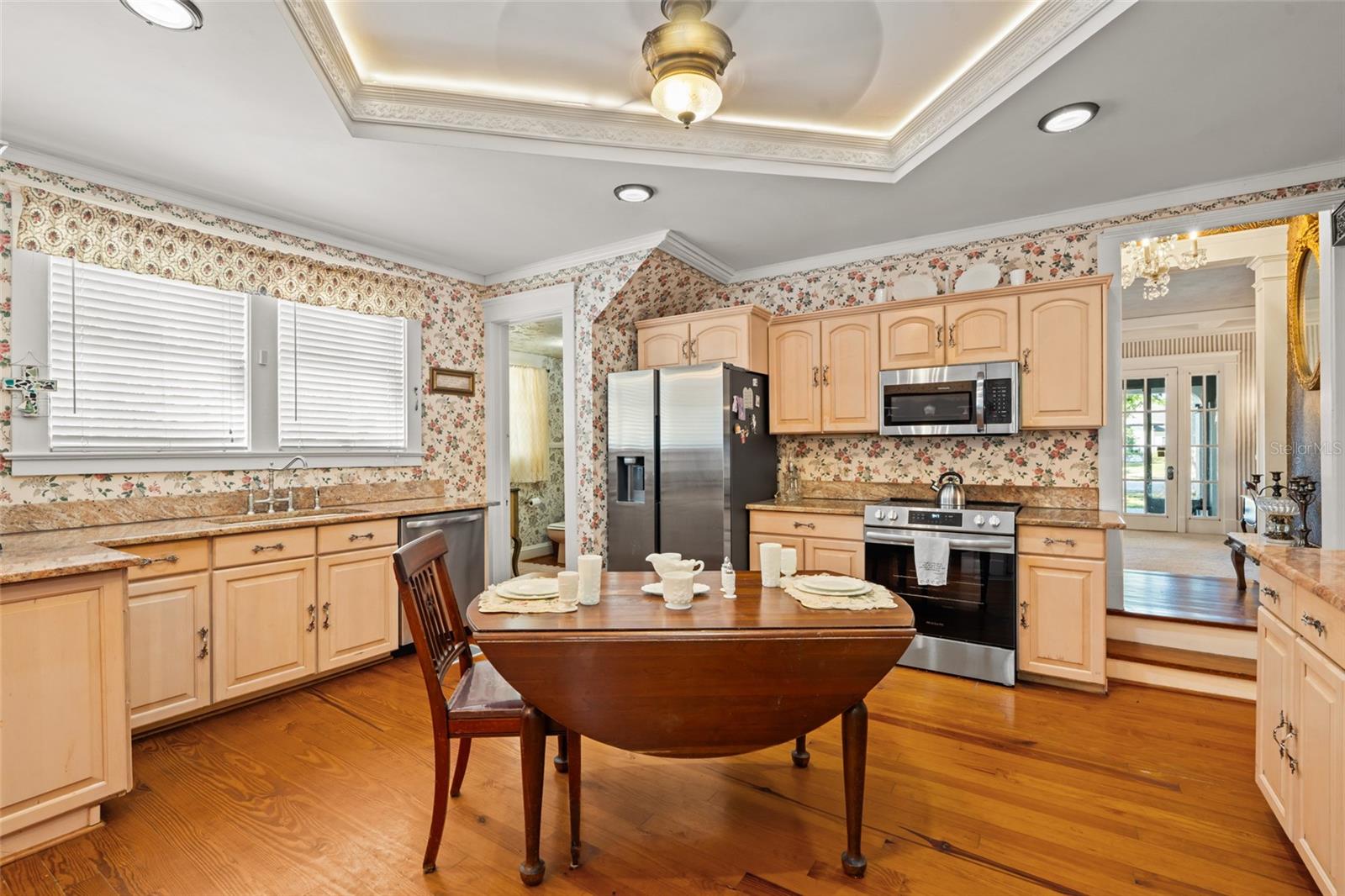 RIVERSIDE - Residential