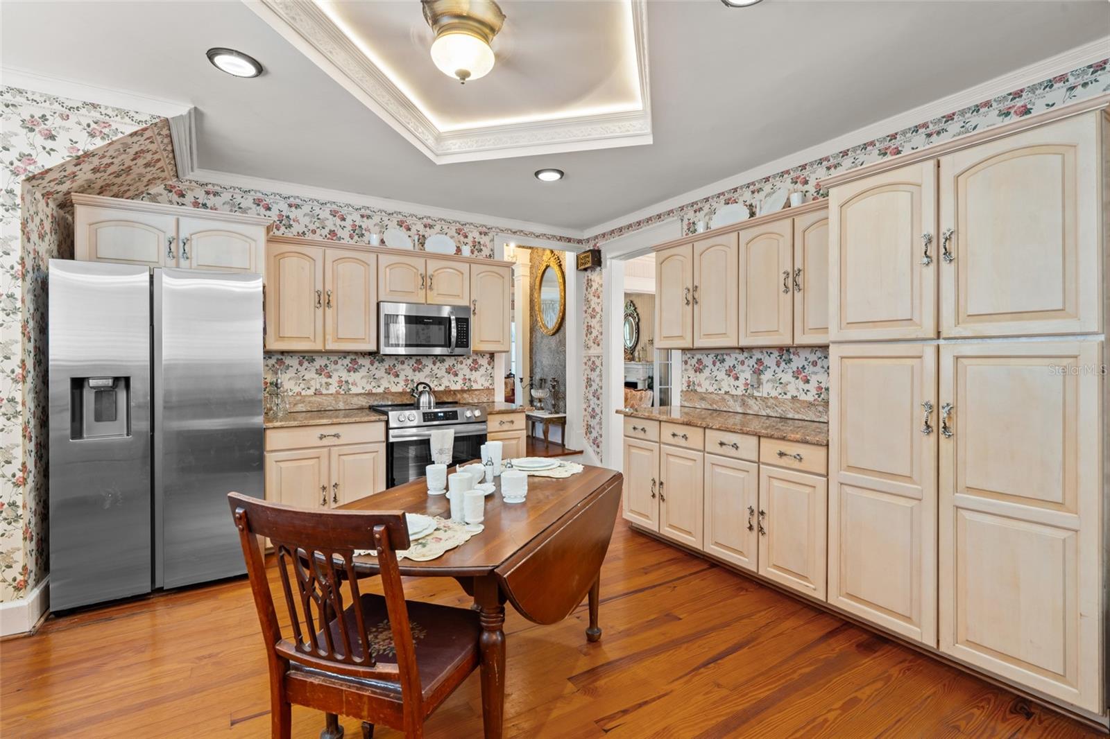 RIVERSIDE - Residential