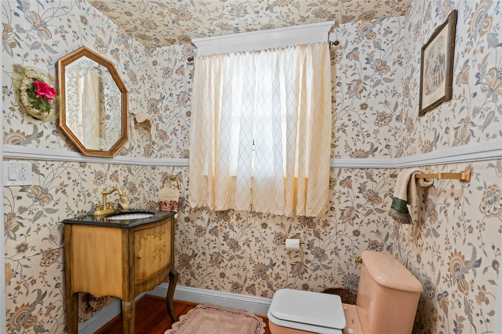 RIVERSIDE - Residential