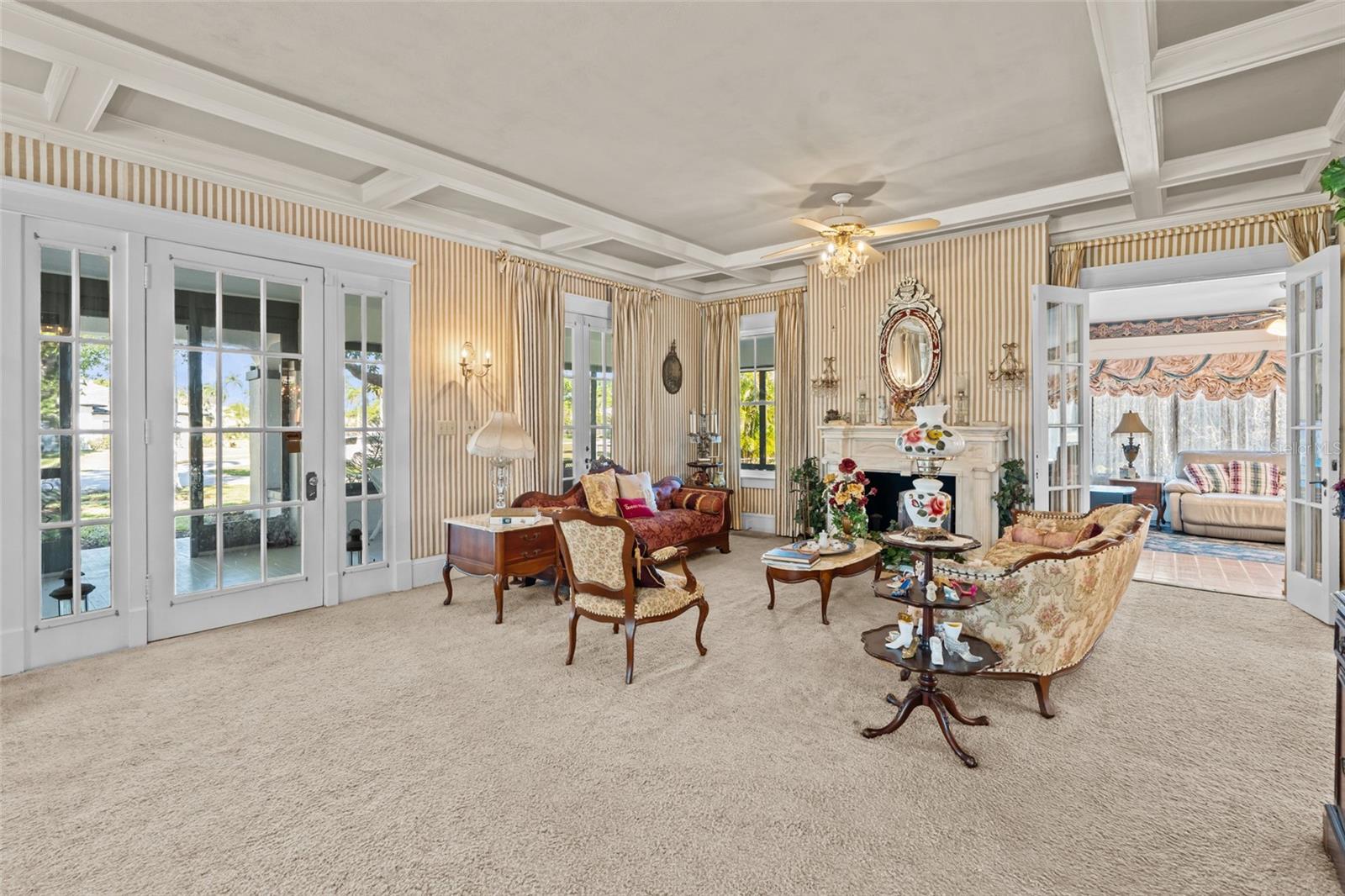 RIVERSIDE - Residential