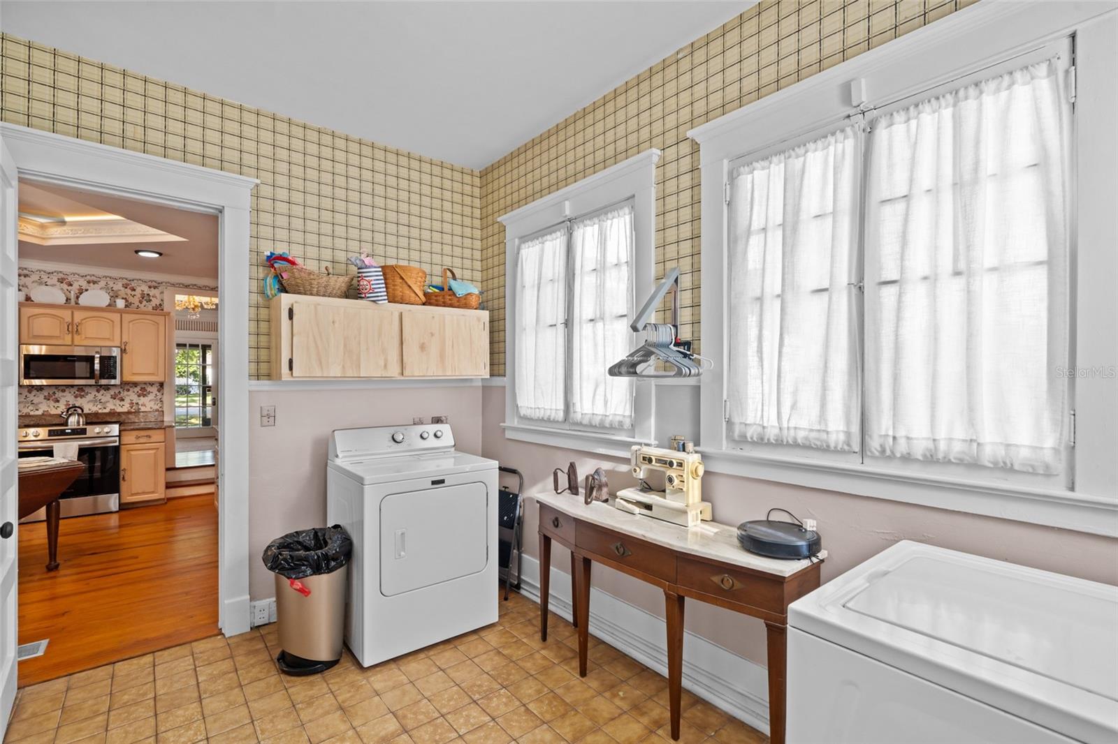 RIVERSIDE - Residential