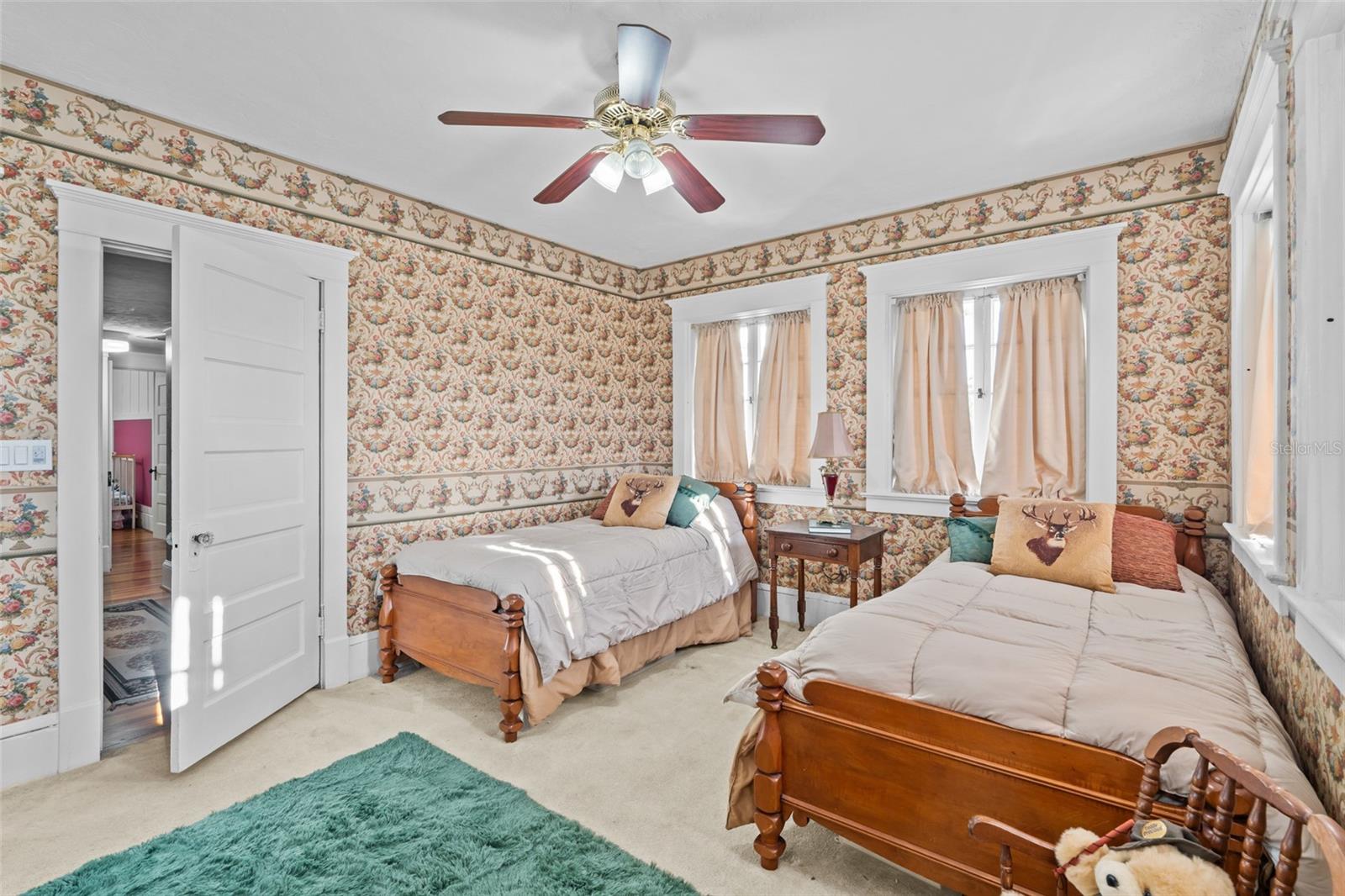 RIVERSIDE - Residential