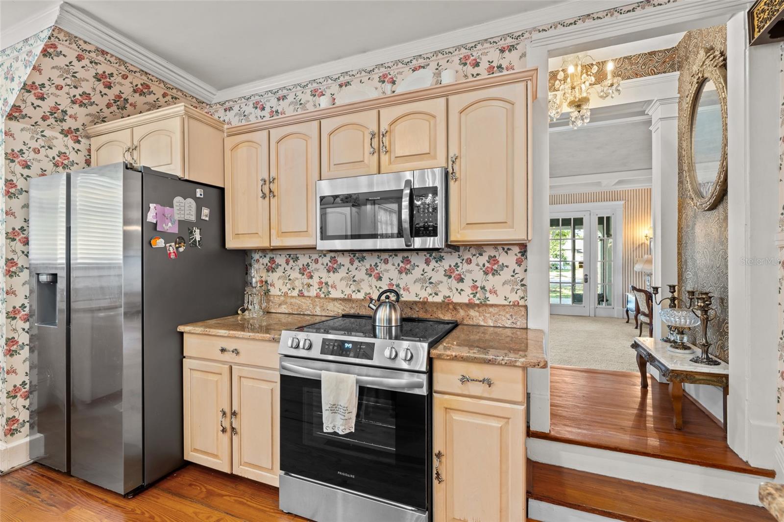 RIVERSIDE - Residential