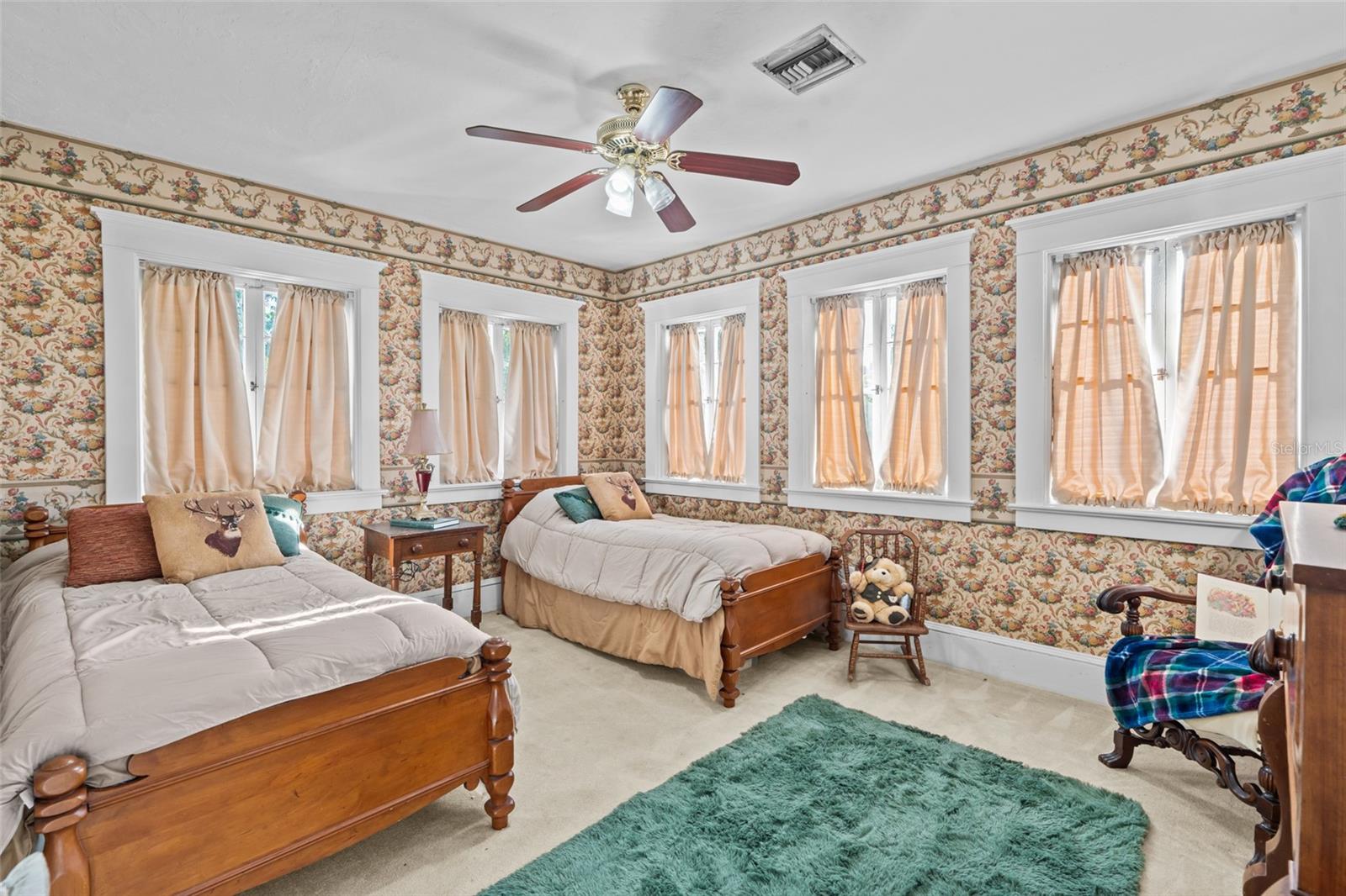 RIVERSIDE - Residential