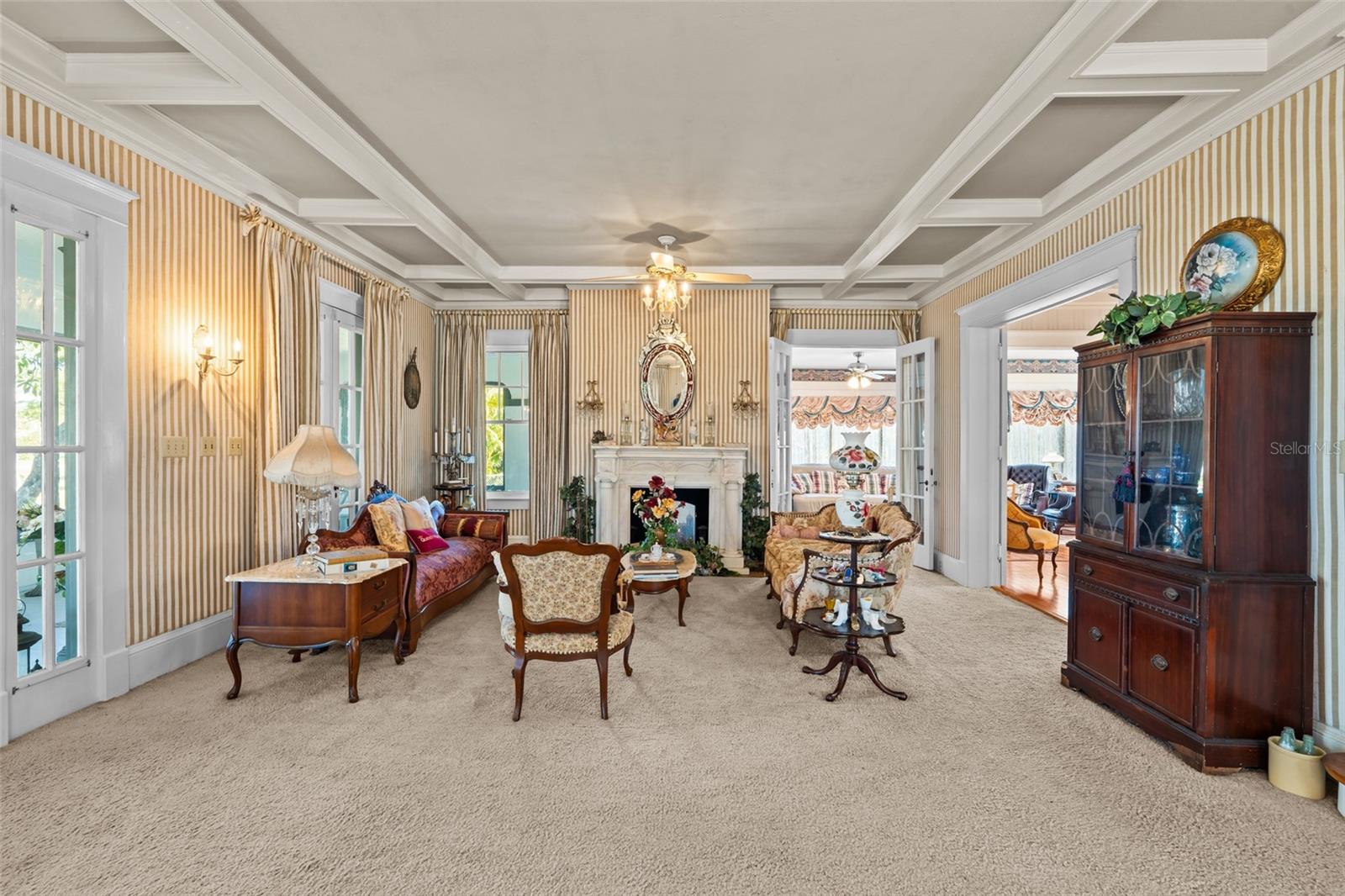 RIVERSIDE - Residential