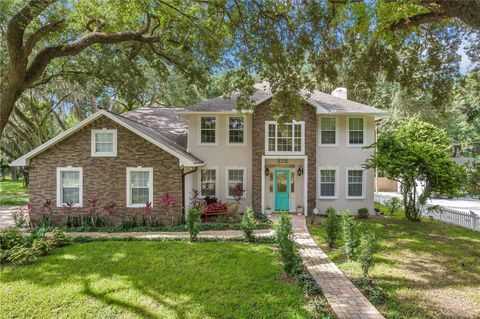 Photo of 1507 W Windhorst Road, Brandon, FL 33510 (MLS # TB8507006)