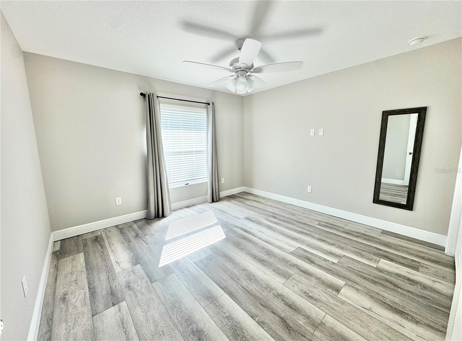 JULIETTE FALLS 01 REP - Residential Lease