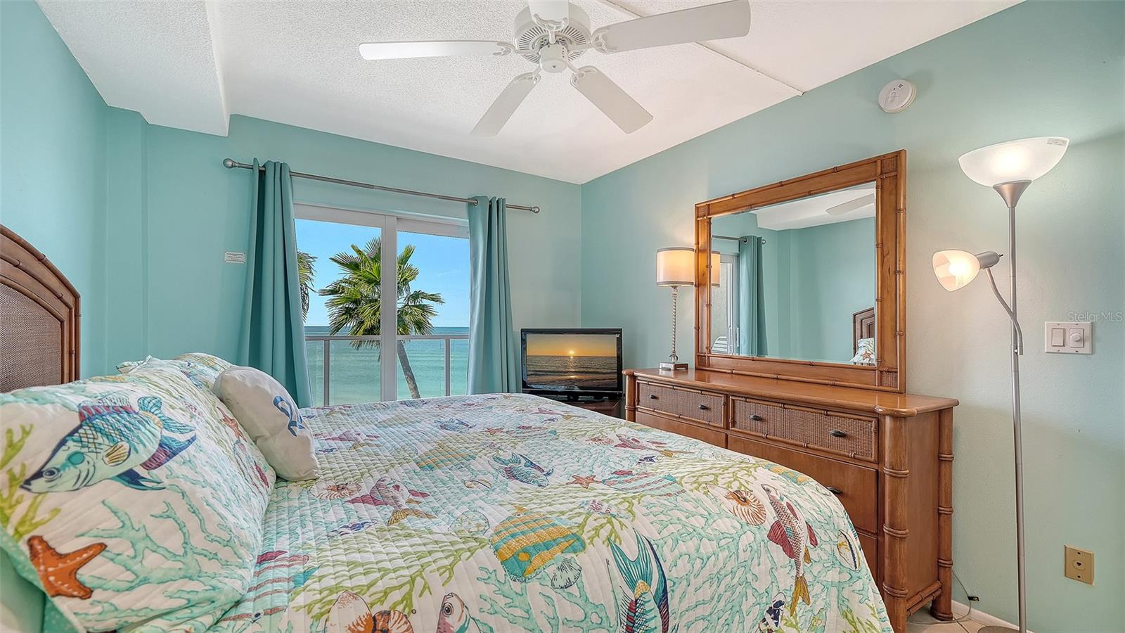 LONGBOAT BEACHCOMBER - Residential