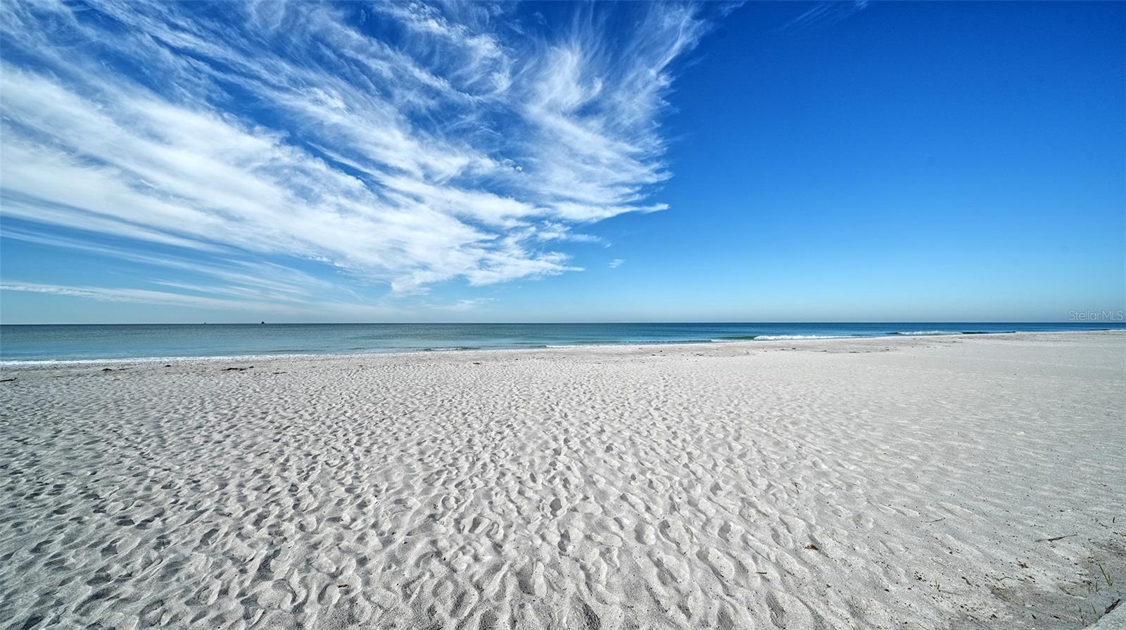 LONGBOAT BEACHCOMBER - Residential