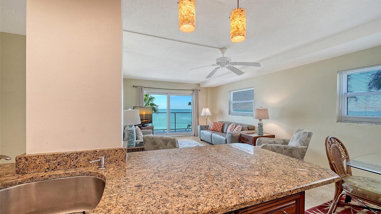 LONGBOAT BEACHCOMBER - Residential