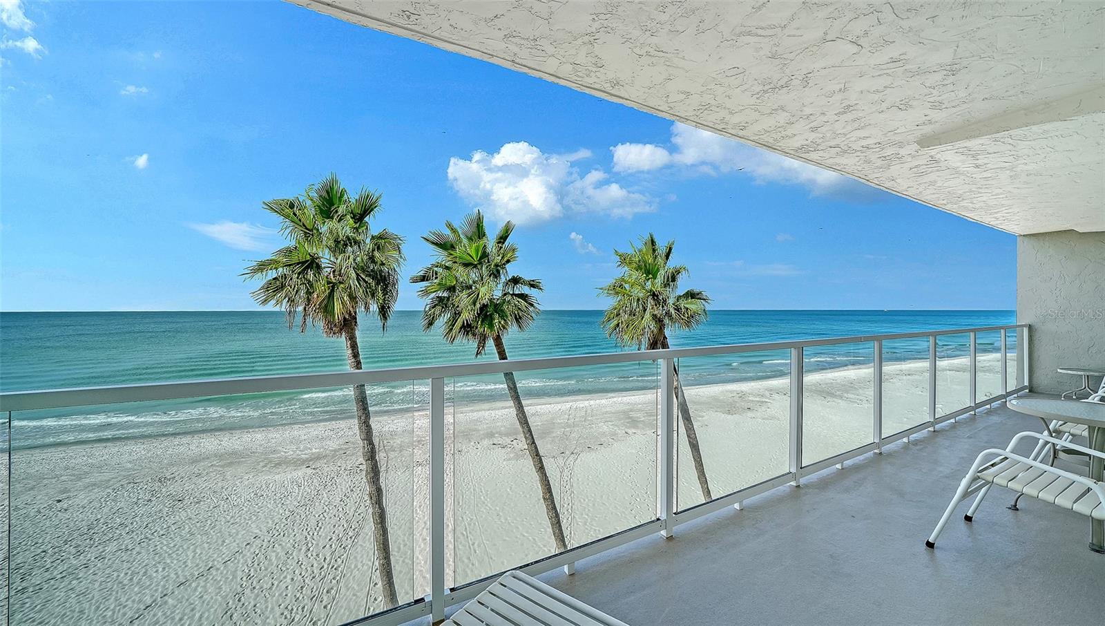 LONGBOAT BEACHCOMBER - Residential