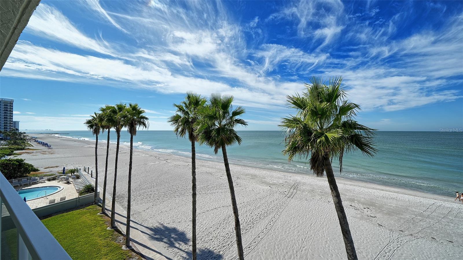 LONGBOAT BEACHCOMBER - Residential