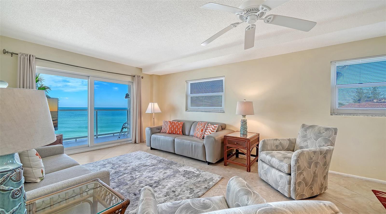 LONGBOAT BEACHCOMBER - Residential