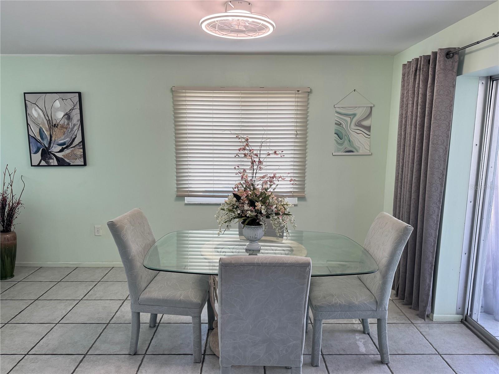 SOUTH VENICE - Residential