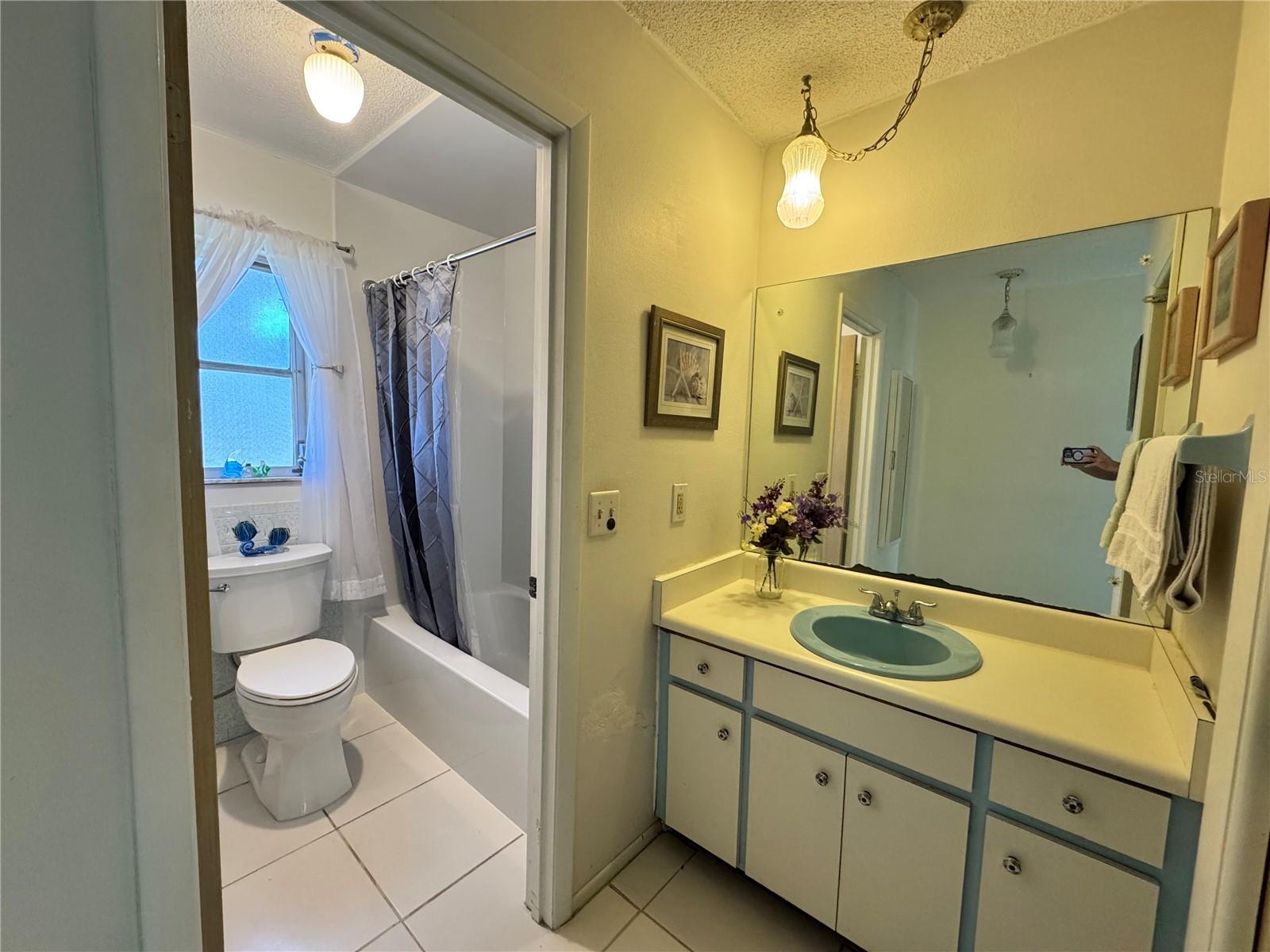 SOUTH VENICE - Residential