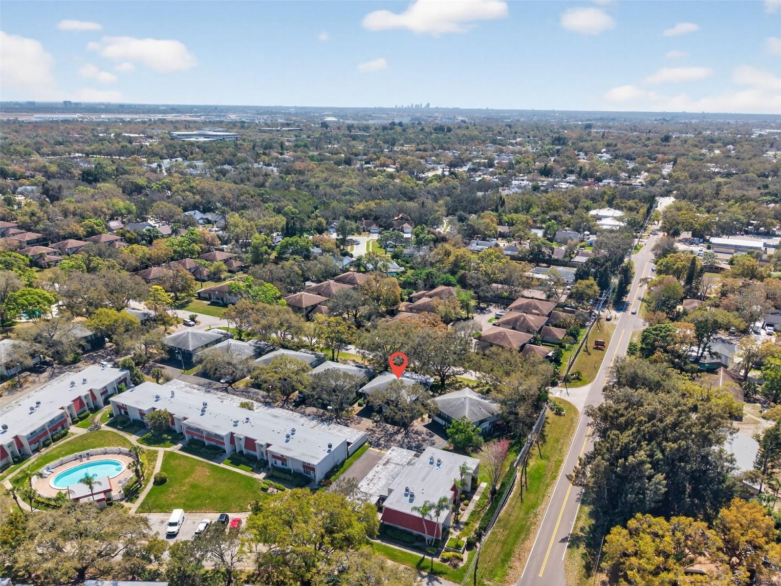 EASTWOOD SHORES COND - Residential