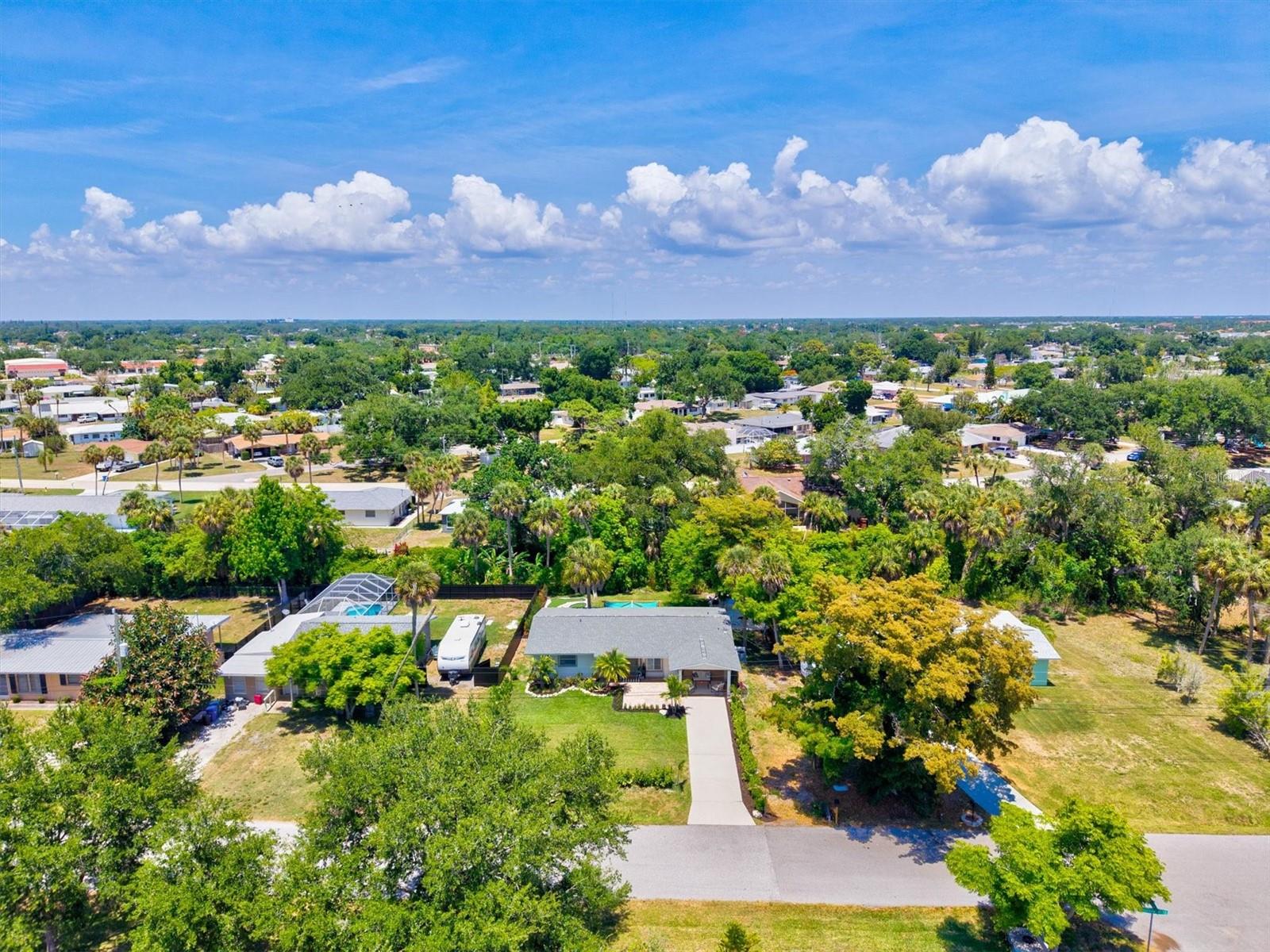 EAST VENICE - Residential