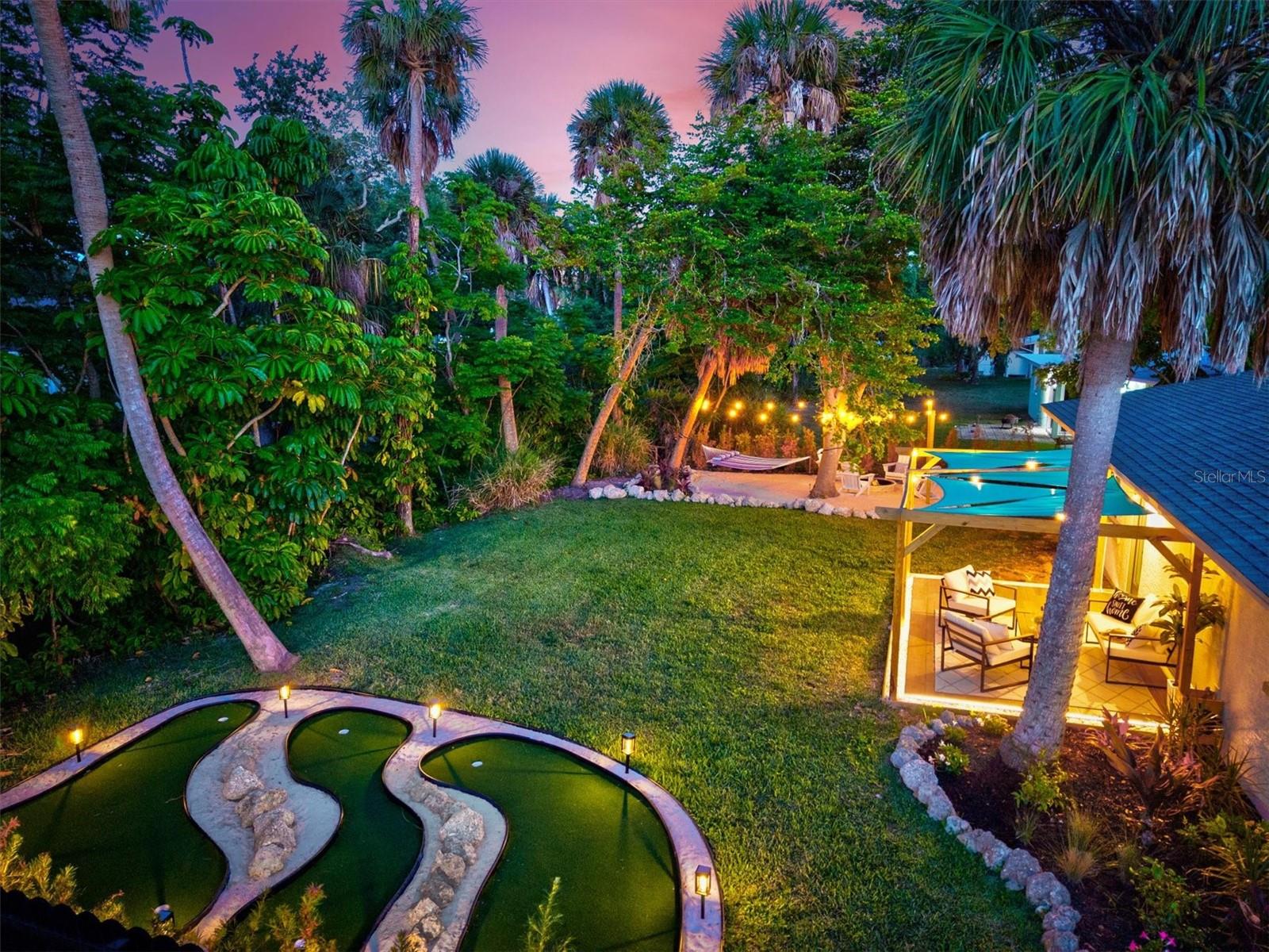 EAST VENICE - Residential