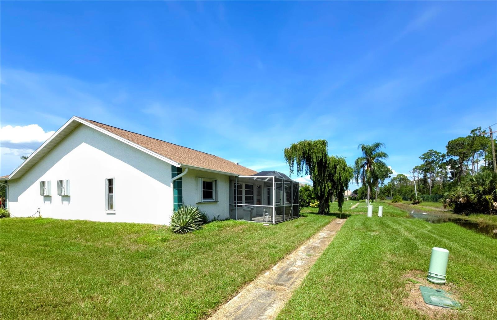 SABAL SPGS GOLF & RACQUET CLUB - Residential