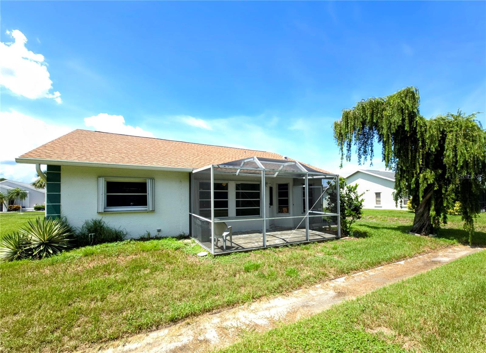 SABAL SPGS GOLF & RACQUET CLUB - Residential