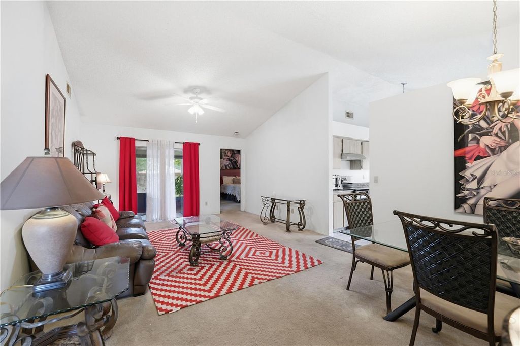 Photo of 1723 Tarah Trace Drive, Brandon, FL 33510 (MLS # TB8517974)