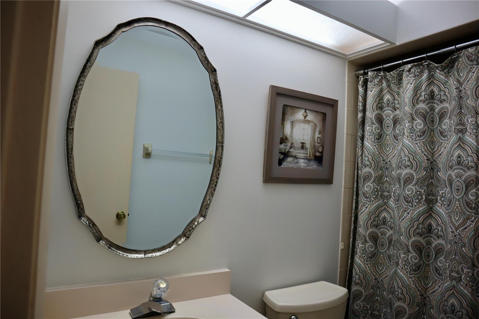 ETHANS GLEN - Residential