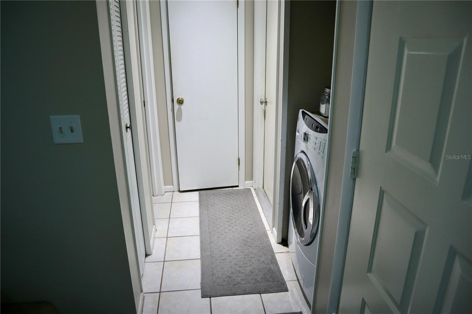 ETHANS GLEN - Residential