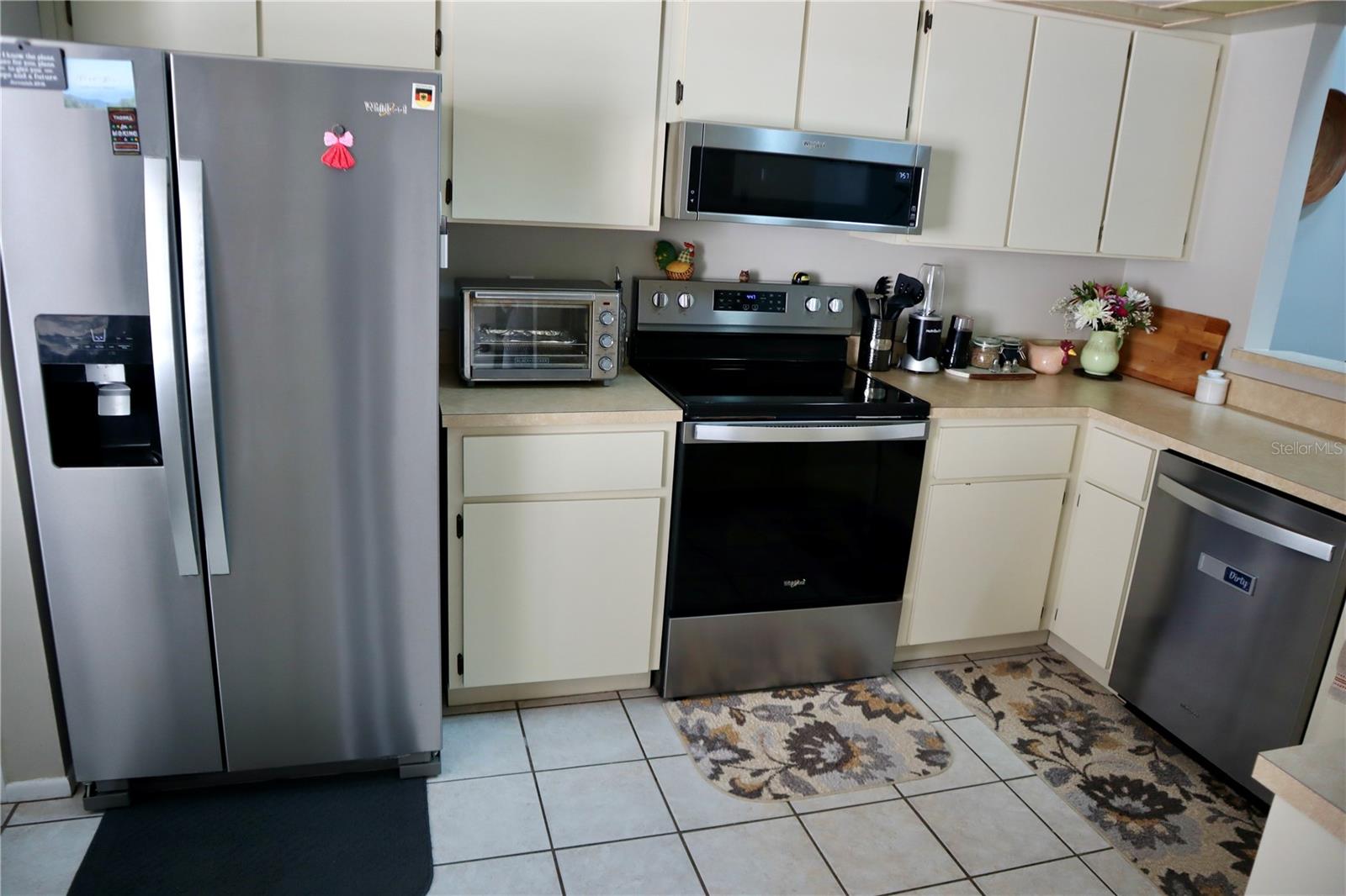 ETHANS GLEN - Residential