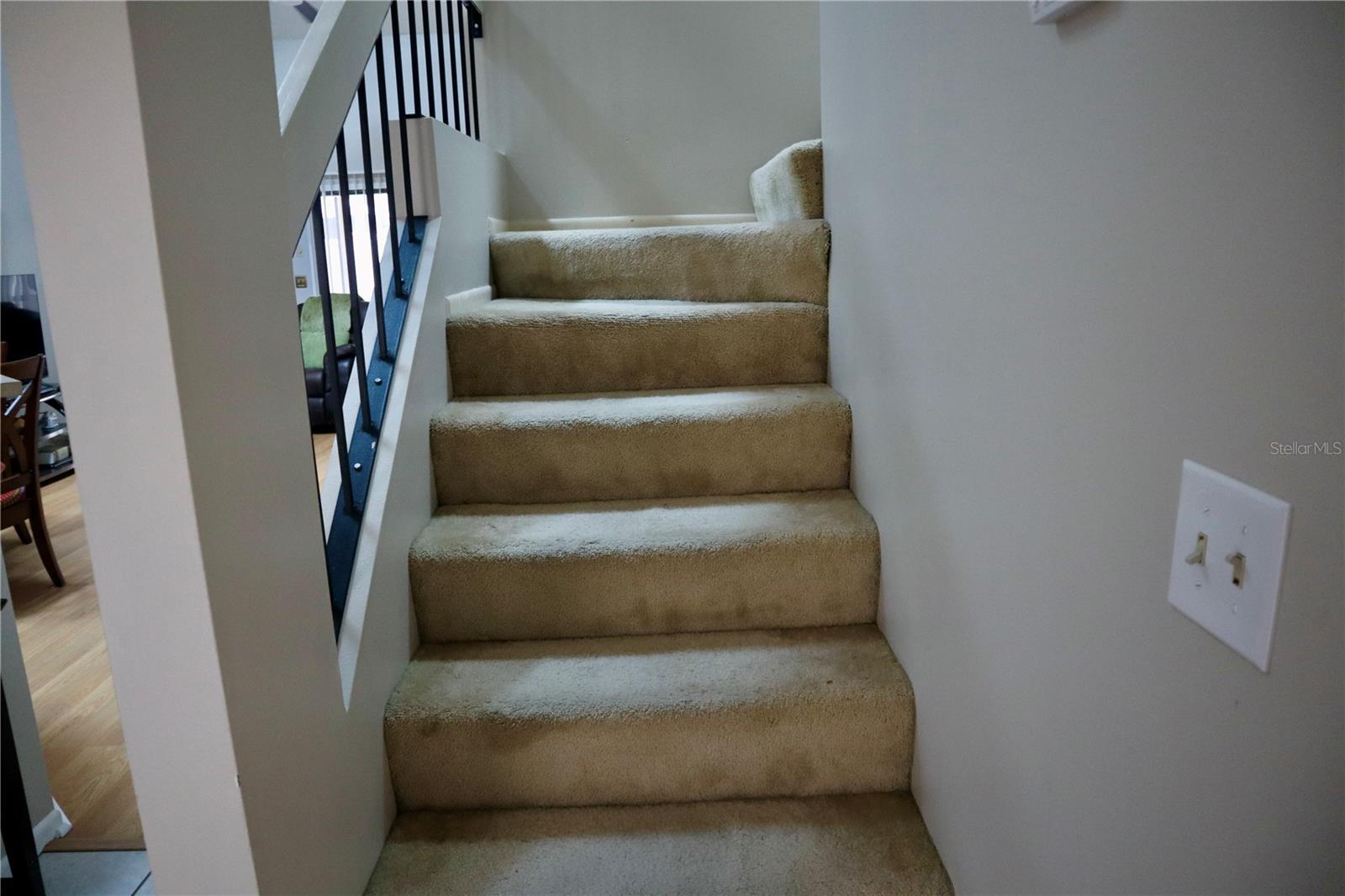 ETHANS GLEN - Residential