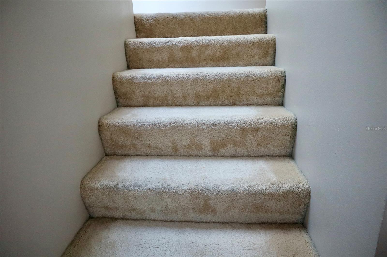 ETHANS GLEN - Residential