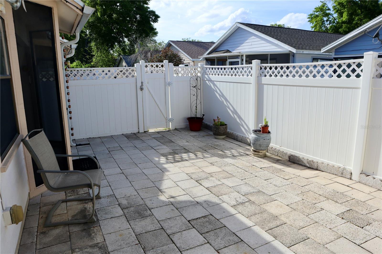 ETHANS GLEN - Residential