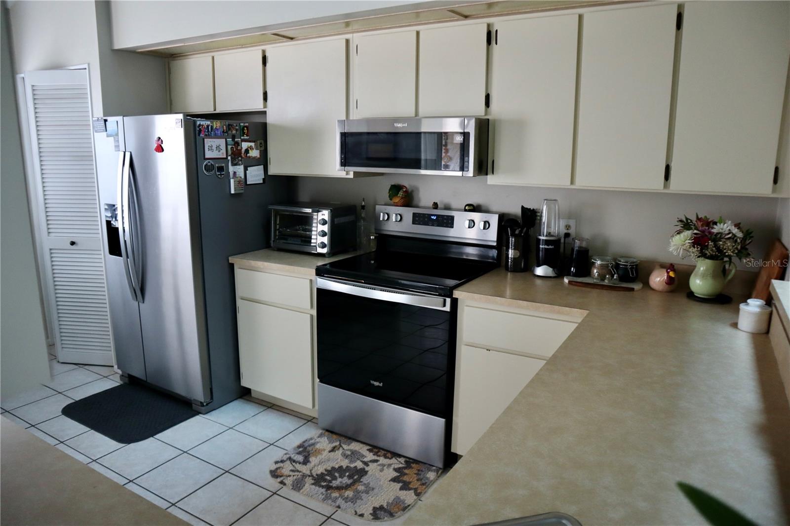 ETHANS GLEN - Residential