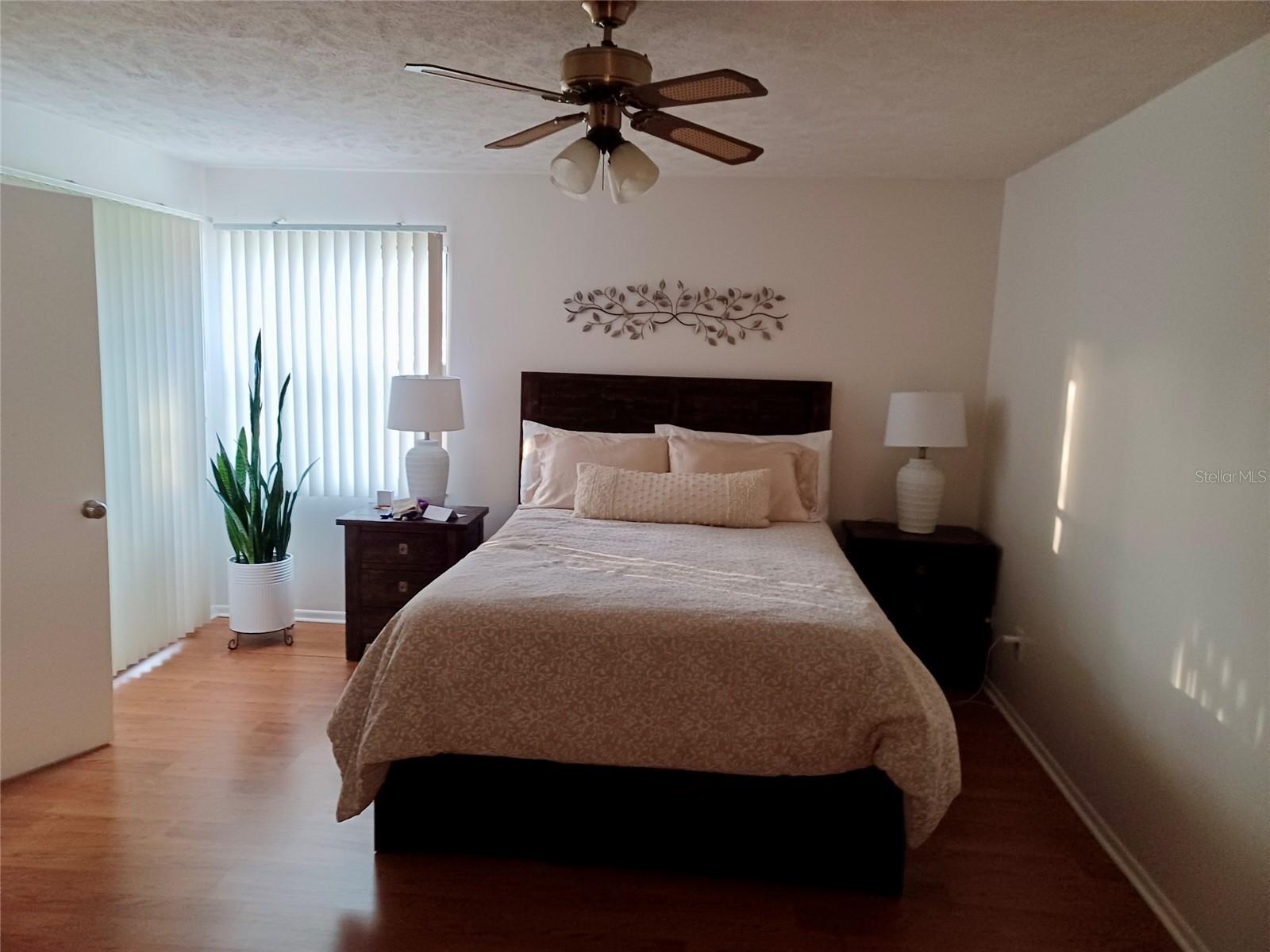 ETHANS GLEN - Residential