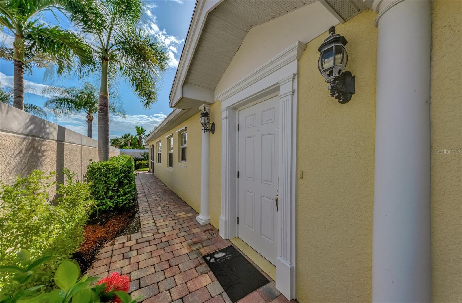 11624 GARESSIO LANE