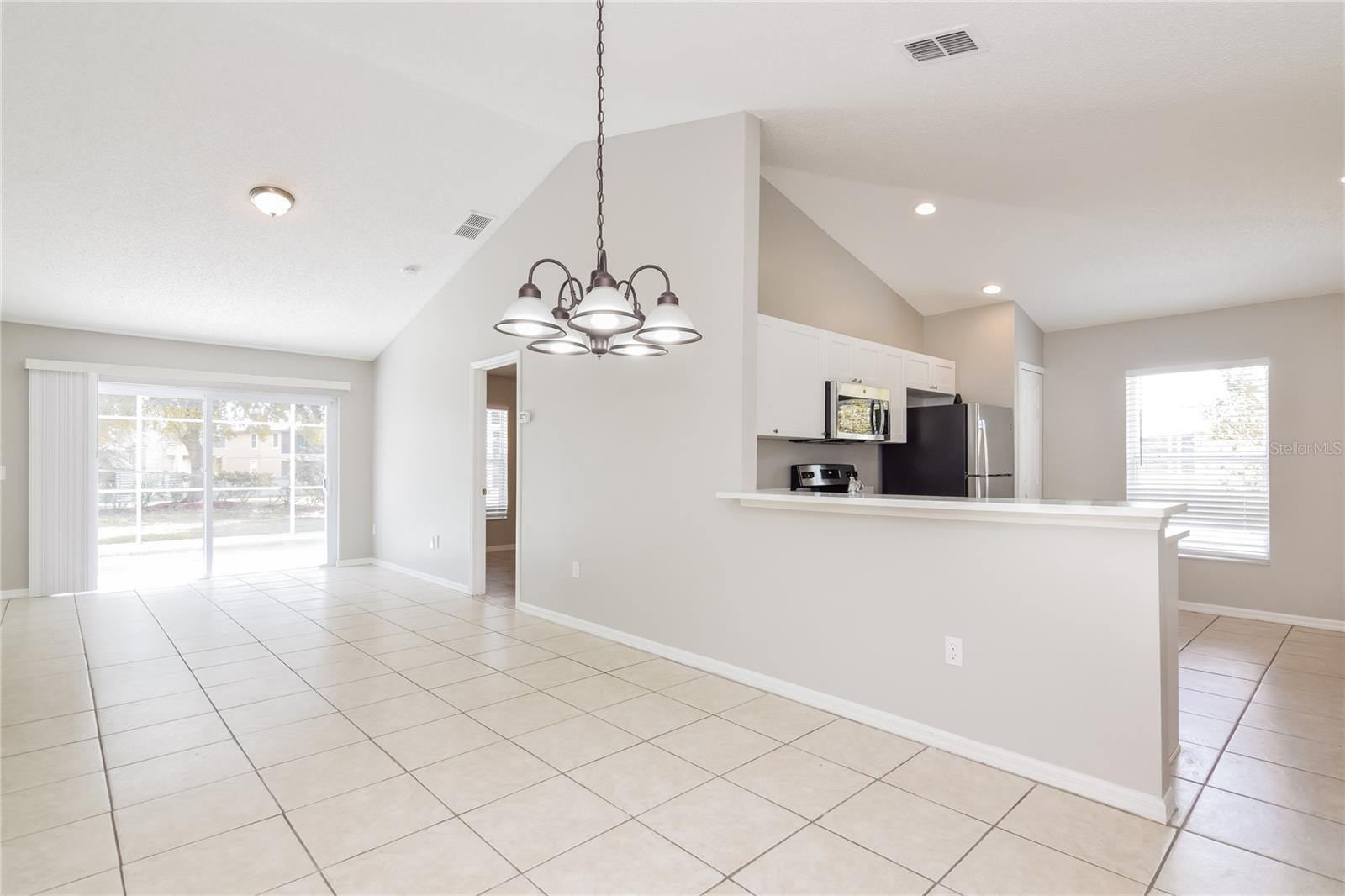 WELLINGTON PH 02 - Residential Lease