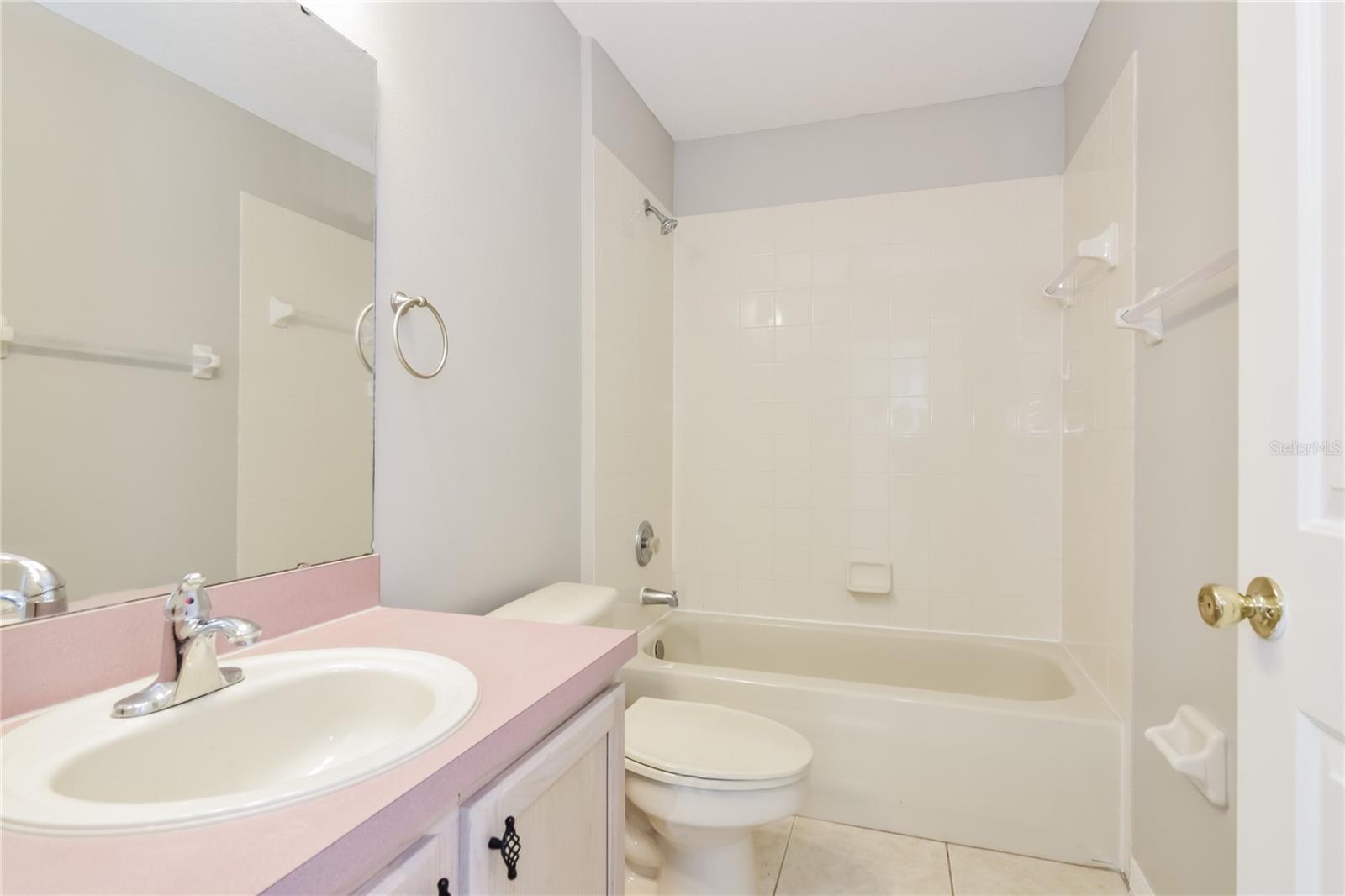 WELLINGTON PH 02 - Residential Lease