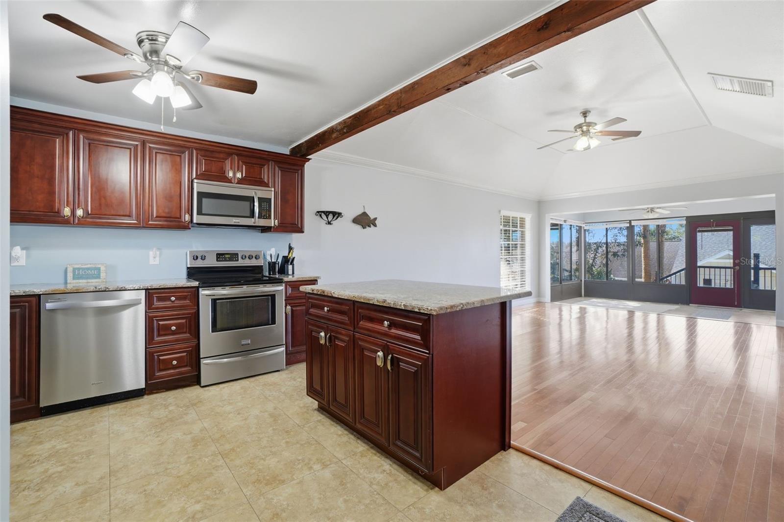 ERROL CLUB VILLAS 01 - Residential