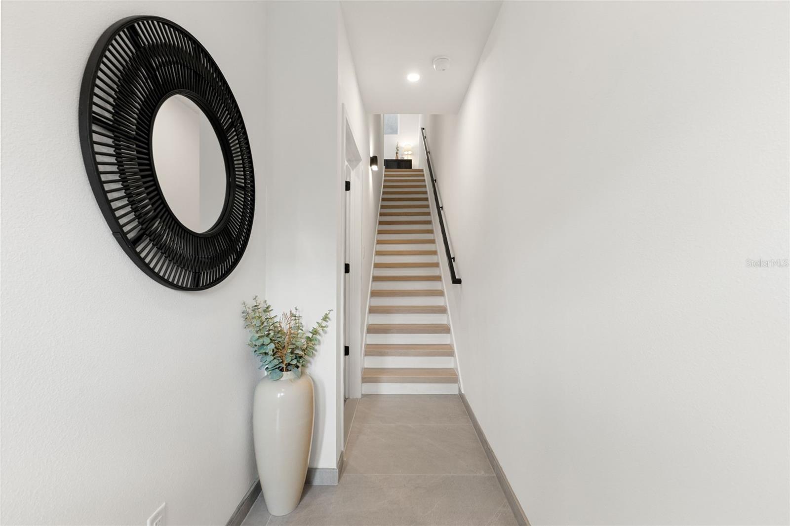 4TH STREET GARDENS - Residential