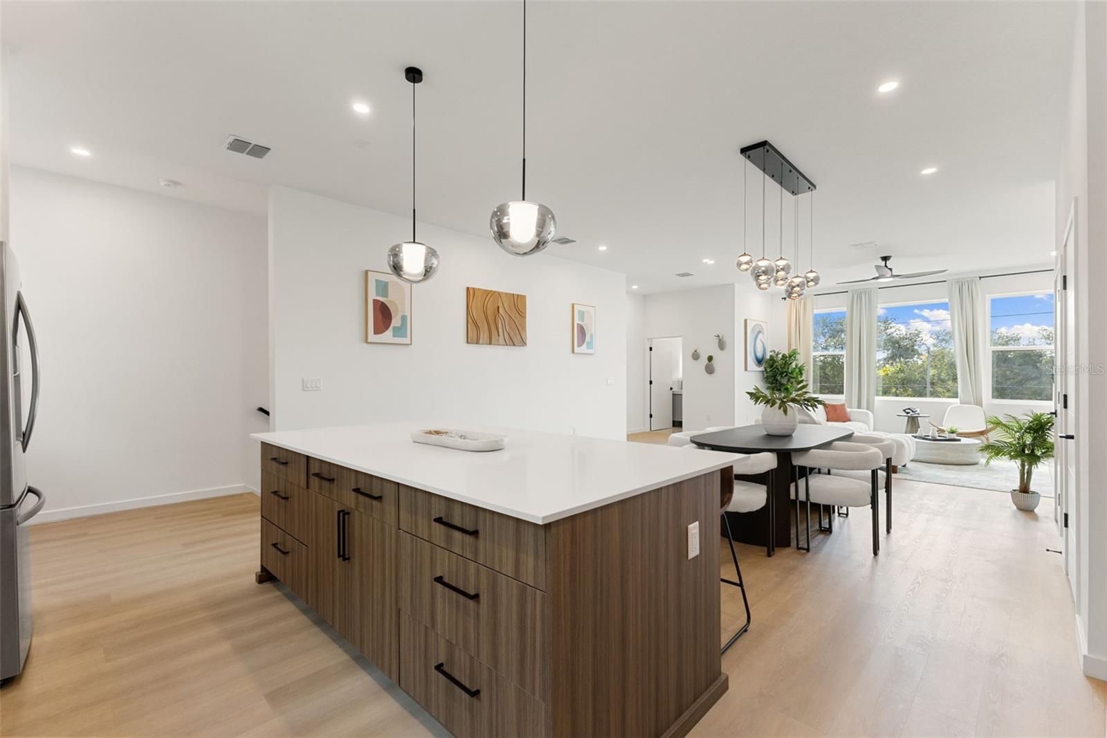 4TH STREET GARDENS - Residential