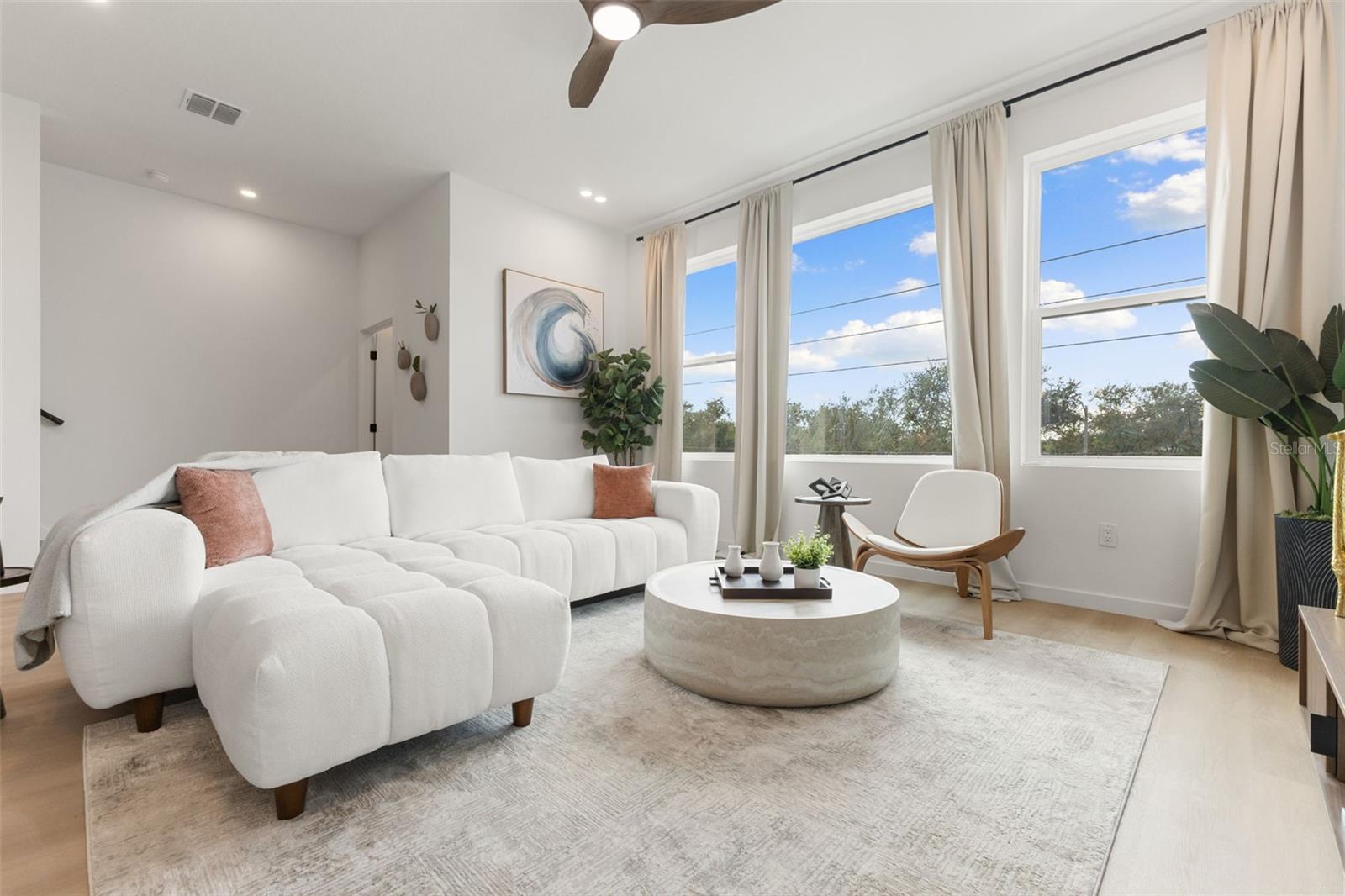 4TH STREET GARDENS - Residential